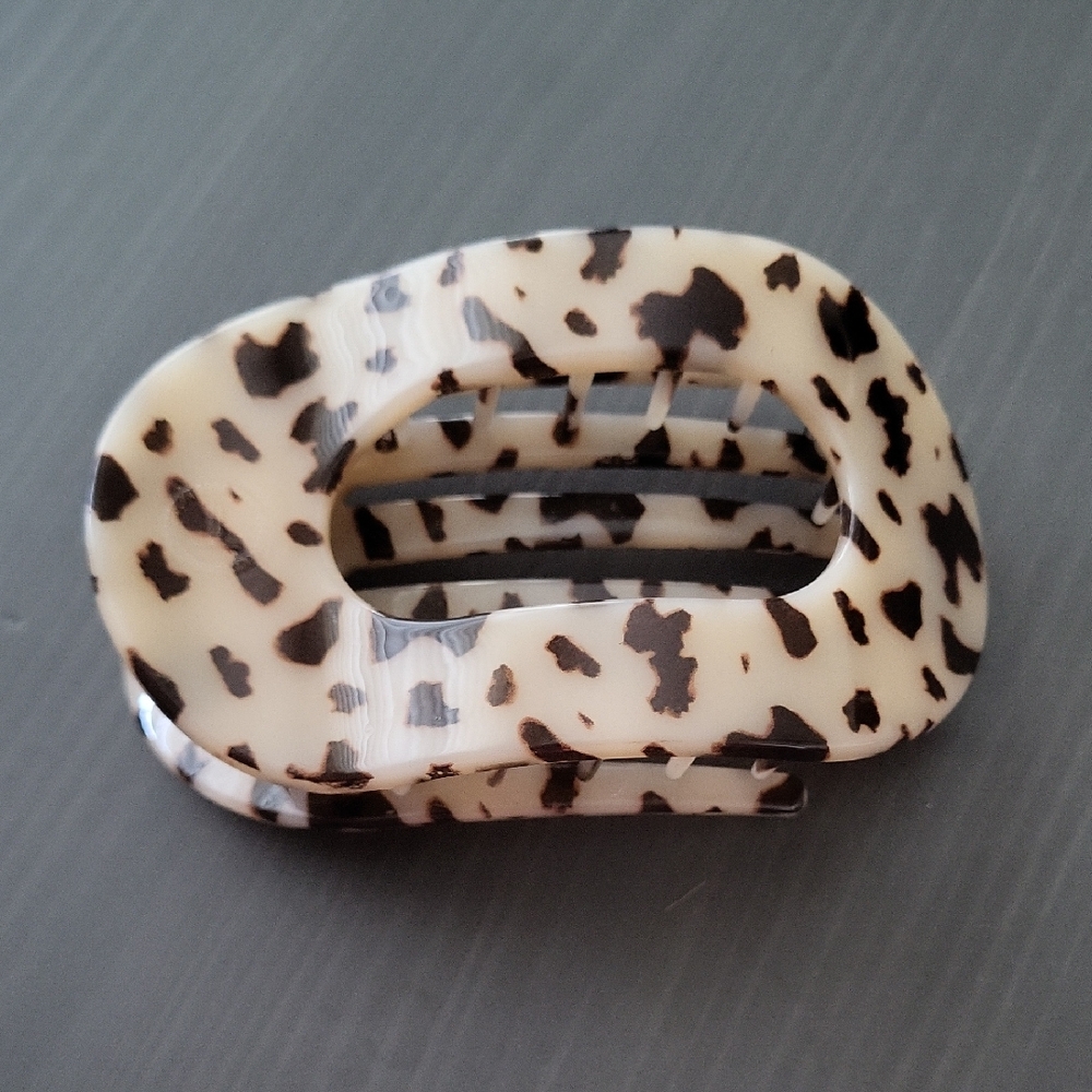 NWOT Teleties Medium Blonde Tortoise Flat Round Clip